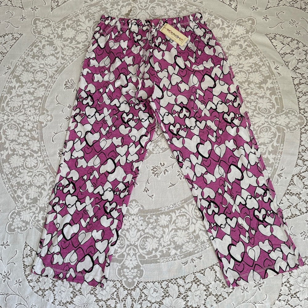 NEW Young USA. GH Trading 100% cotton Purple Heart Patterned Pajama Pants size M